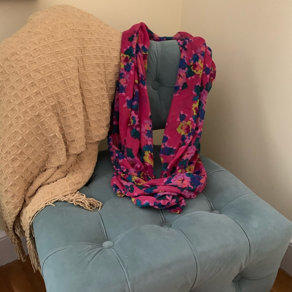 Colorful Aerie Halo Scarf